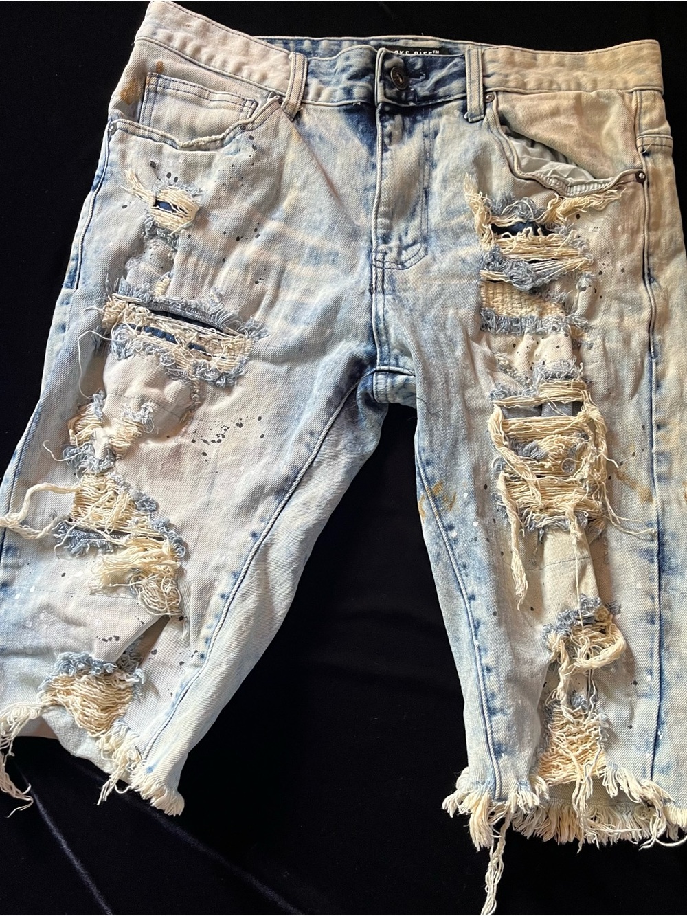 Smoke Rise Men's Seville Light Wash Distressed Denim Shorts